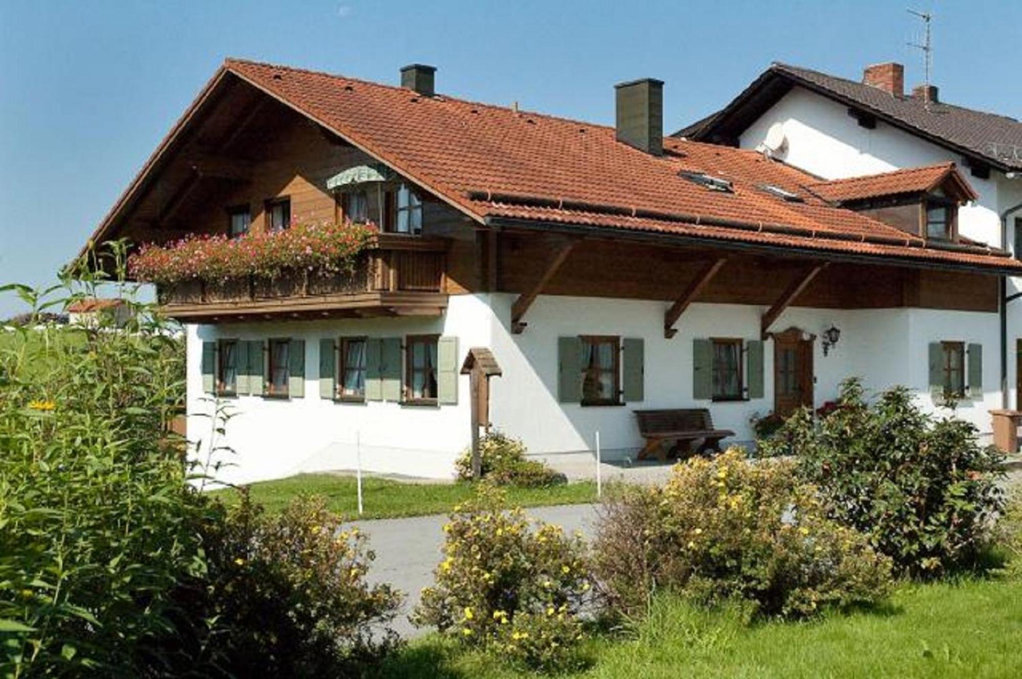 Bauernhof Suesshof Apartment Цвизел Екстериор снимка