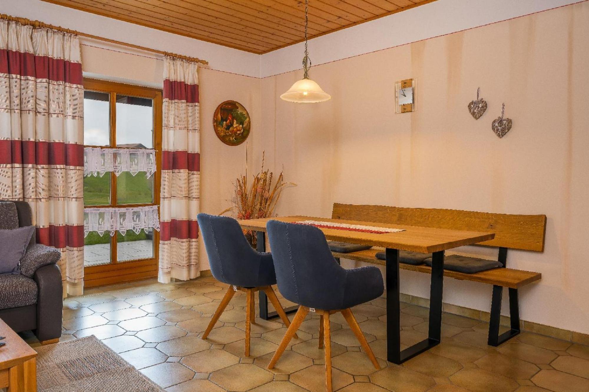 Bauernhof Suesshof Apartment Цвизел Екстериор снимка