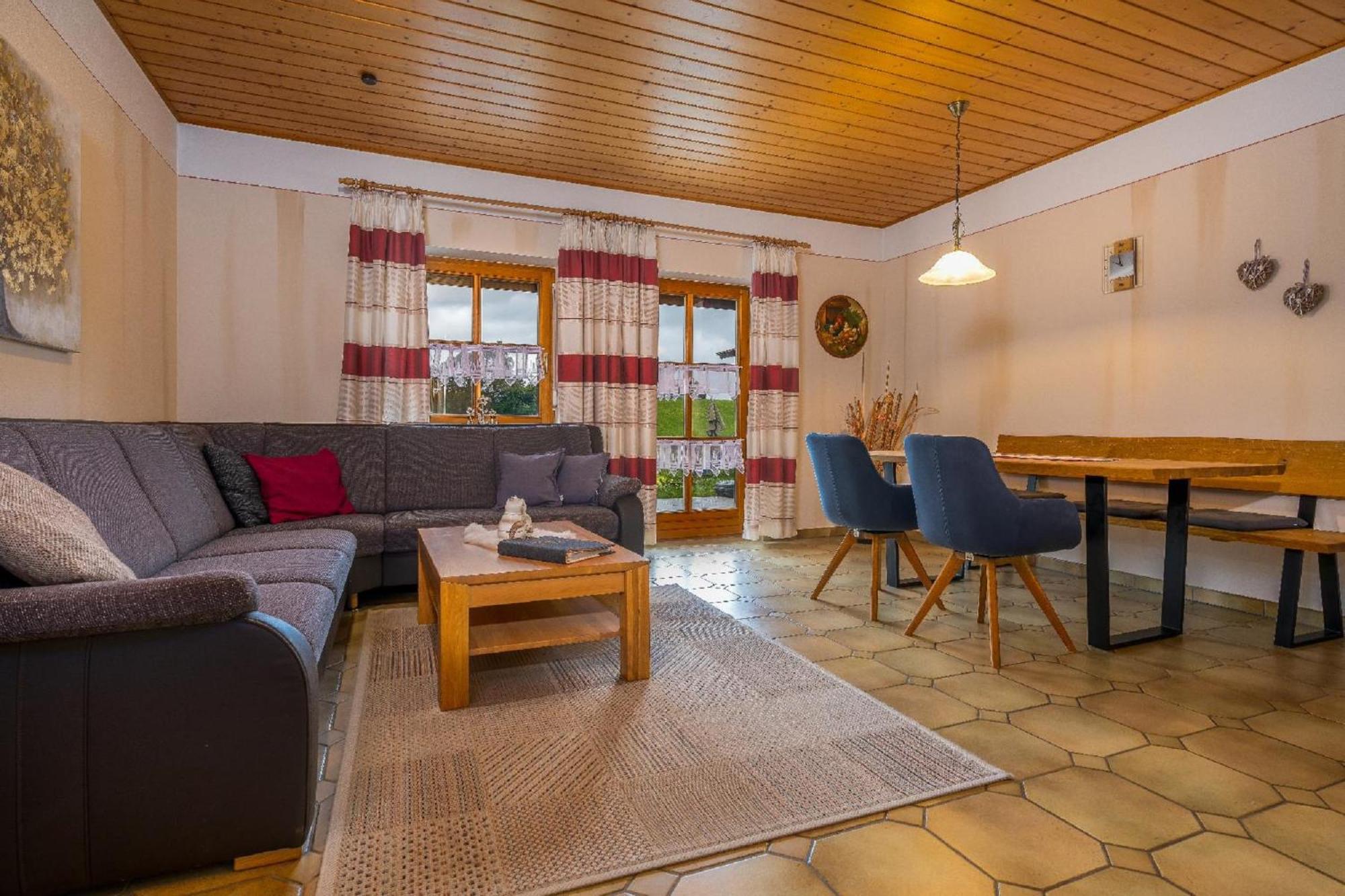 Bauernhof Suesshof Apartment Цвизел Екстериор снимка